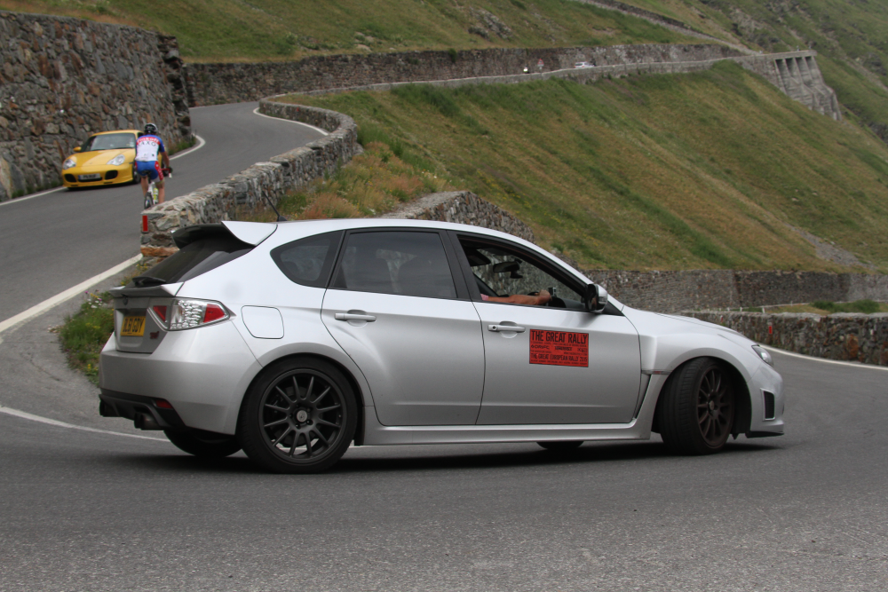 cossie_on_stelvio.png