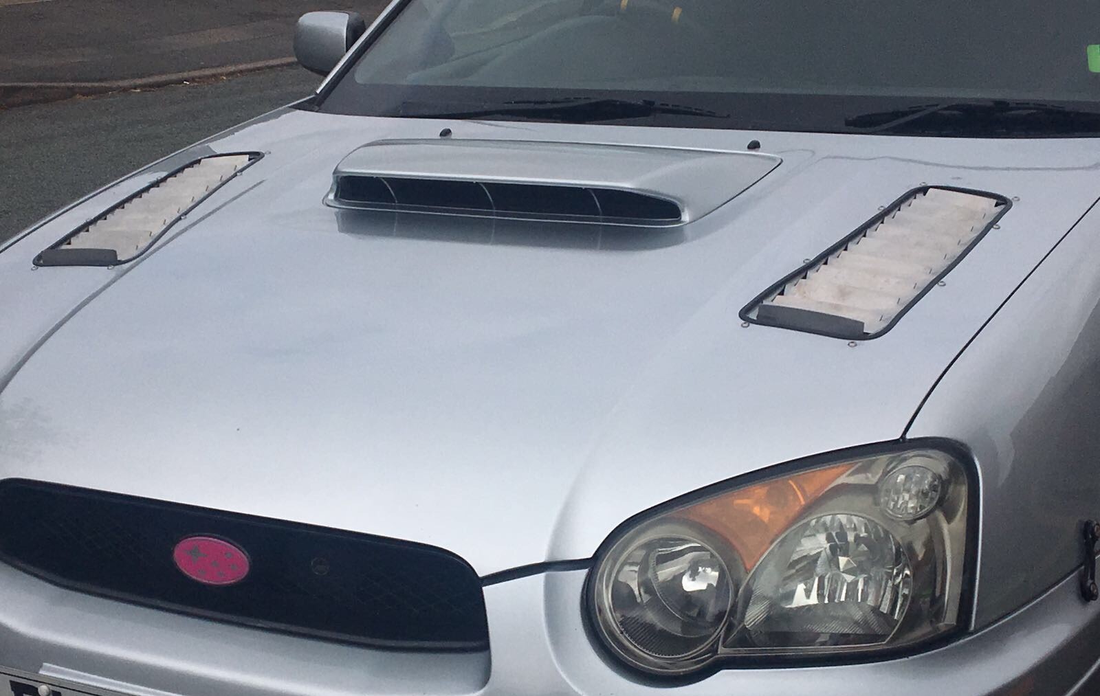 Bonnet Louvres/Vents Aero