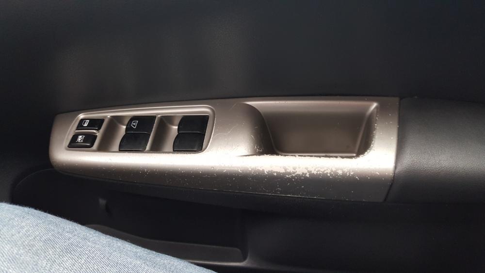 Subaru Drivers Side Handle.jpg