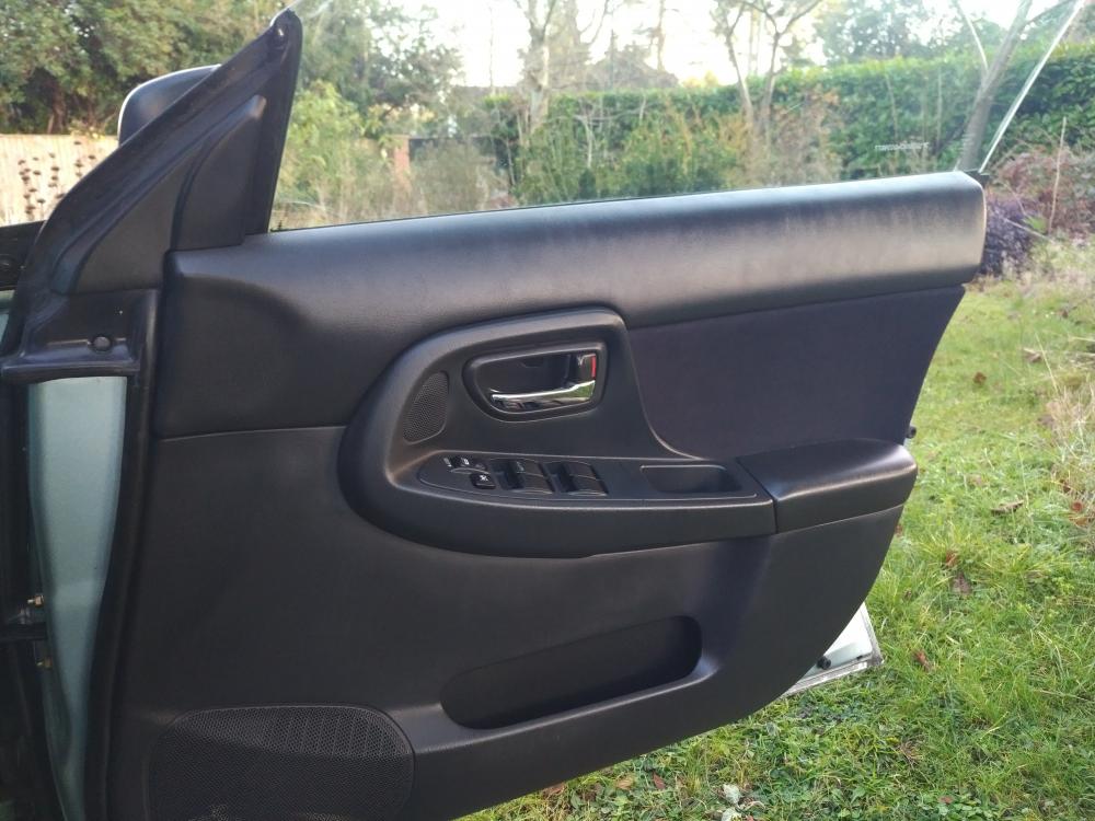 WR1driversdoor.jpg