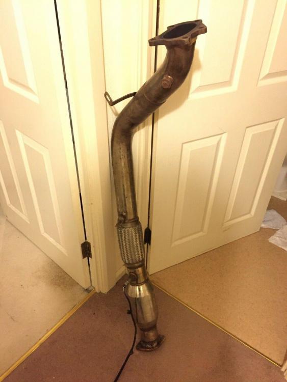 exhaust.thumb.jpg.2e7c33a8320b2bc2abe813106b0782f8.jpg
