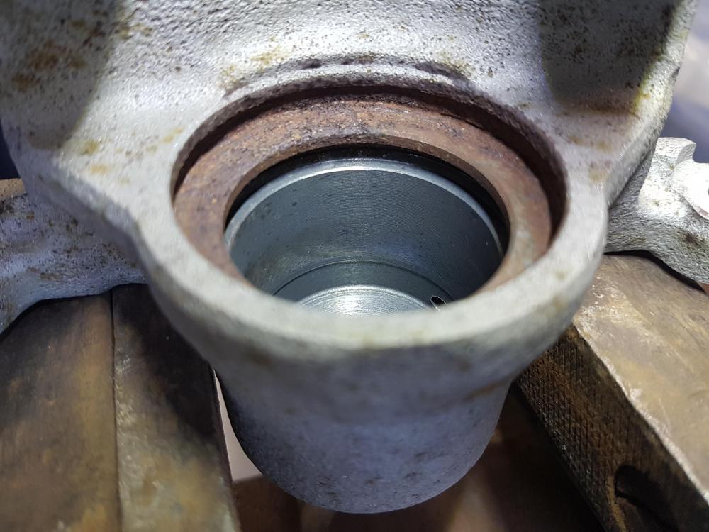 rear-caliper-01.jpg