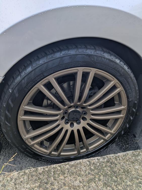 front left wheel.jpg